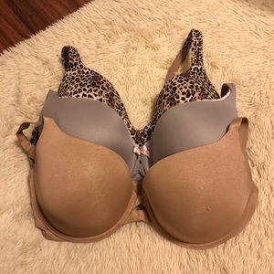 3 Victoria Secret Bra 38 D